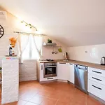Adrian - Six Bedroom With Swimming Pool And Sea View * Dubrownik