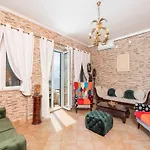 Willa Adrian - Six Bedroom With Swimming Pool And Sea View