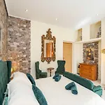 Willa Adrian - Six Bedroom With Swimming Pool And Sea View *