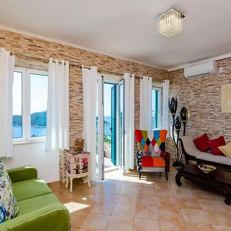 Вилла Adrian - Six Bedroom With Swimming Pool And Sea View Дубровник