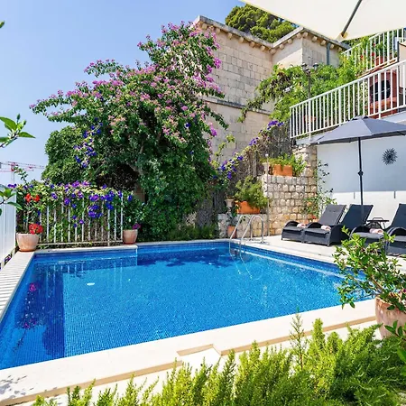 Adrian - Six Bedroom With Swimming Pool And Sea View Dubrovník
