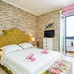 Adrian - Six Bedroom With Swimming Pool And Sea View Dubrovnik