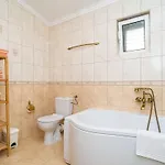 Adrian - Six Bedroom With Swimming Pool And Sea View