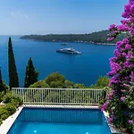 Vila Adrian - Six Bedroom With Swimming Pool And Sea View