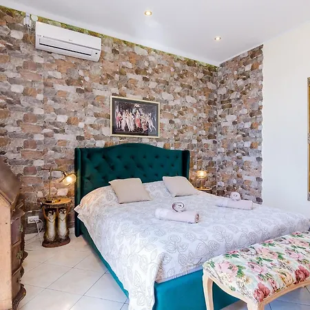 Adrian - Six Bedroom With Swimming Pool And Sea View וילה דוברובניק