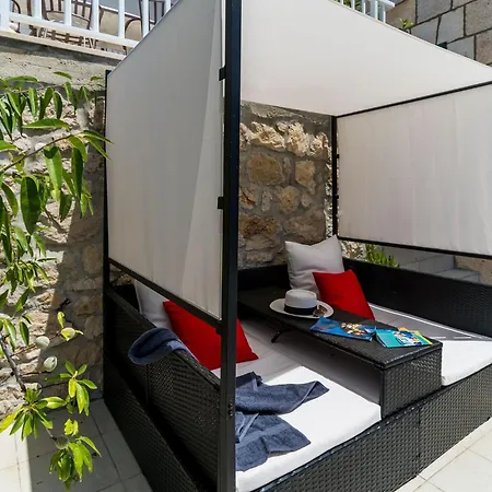 Adrian - Six Bedroom With Swimming Pool And Sea View 别墅 杜布罗夫尼克