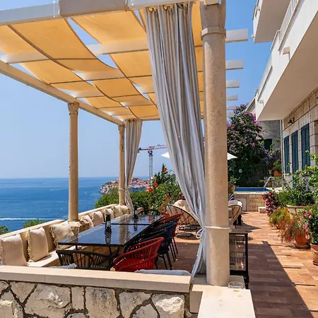 Willa Adrian - Six Bedroom With Swimming Pool And Sea View Dubrownik