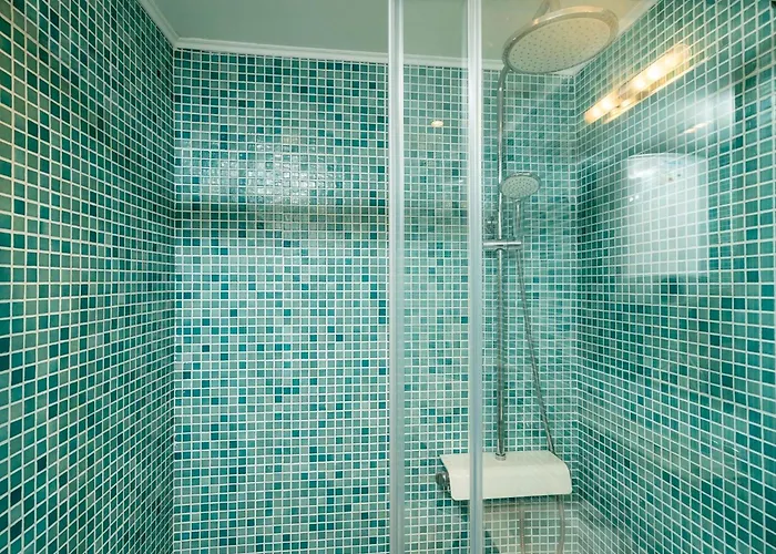 Adrian - Six Bedroom With Swimming Pool And Sea View Villa