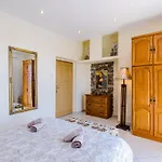 Adrian - Six Bedroom With Swimming Pool And Sea View *