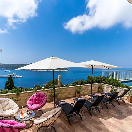 Adrian - Six Bedroom With Swimming Pool And Sea View Ντουμπρόβνικ