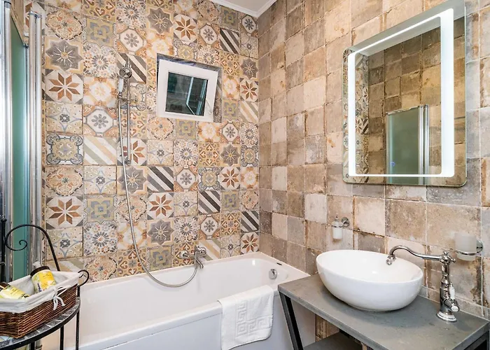 Villa Adrian - Six Bedroom With Swimming Pool And Sea View Dubrovnik