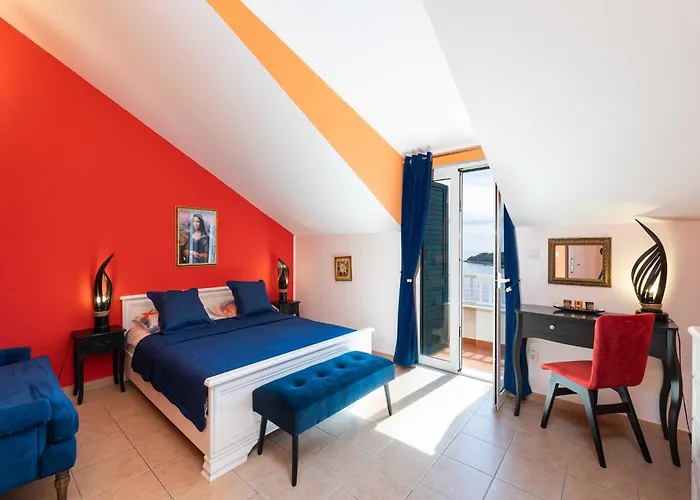 Adrian - Six Bedroom With Swimming Pool And Sea View * Dubrovnik