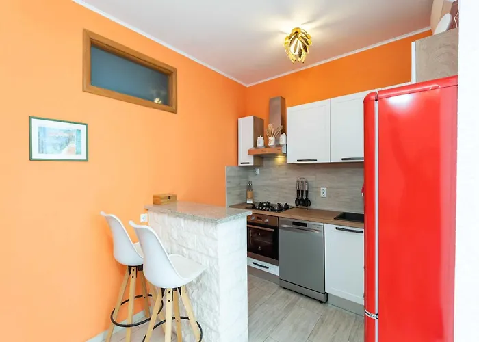 Adrian - Six Bedroom With Swimming Pool And Sea View *