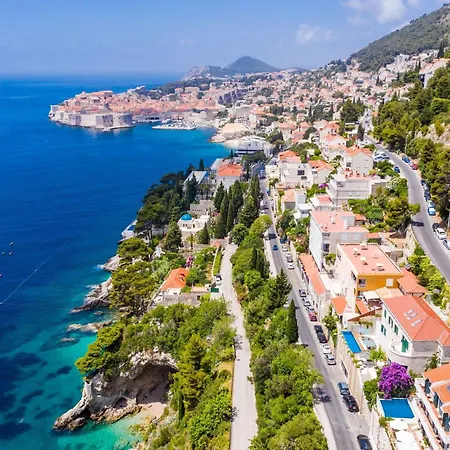 Villa Adrian - Six Bedroom With Swimming Pool And Sea View